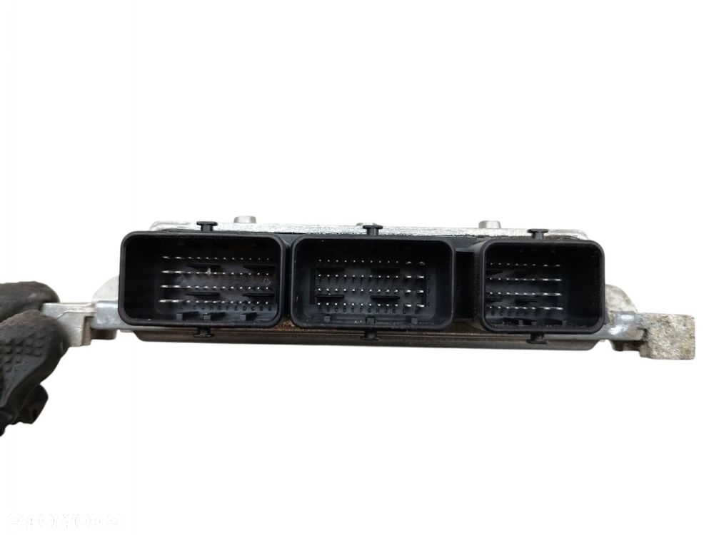 KOMPUTER SILNIKA FORD C-MAX MK1 2.0 TDCI 136KM G6D 6M51-12A650-BG - 2