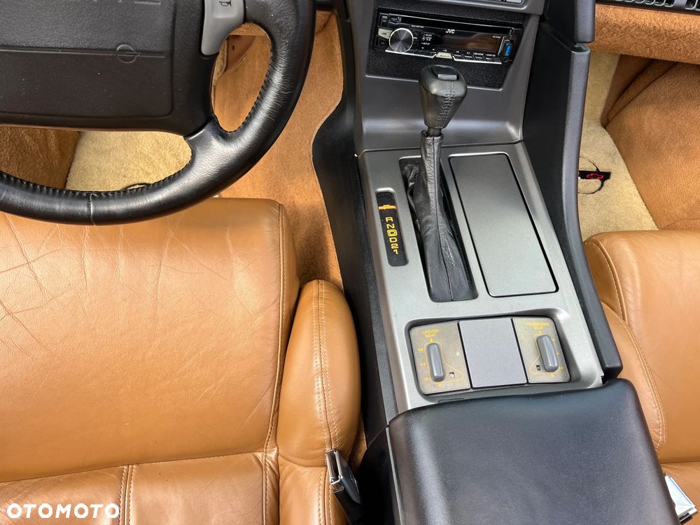 Chevrolet Corvette Convertible 5.7 - 19