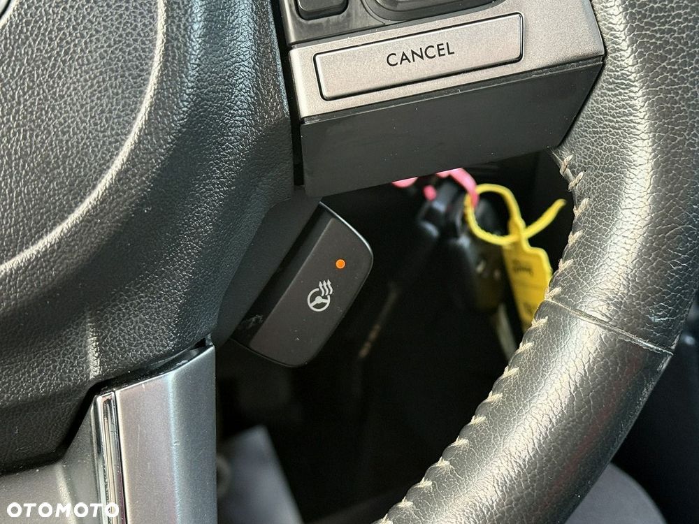 Subaru Forester 2.0 D Exclusive - 14