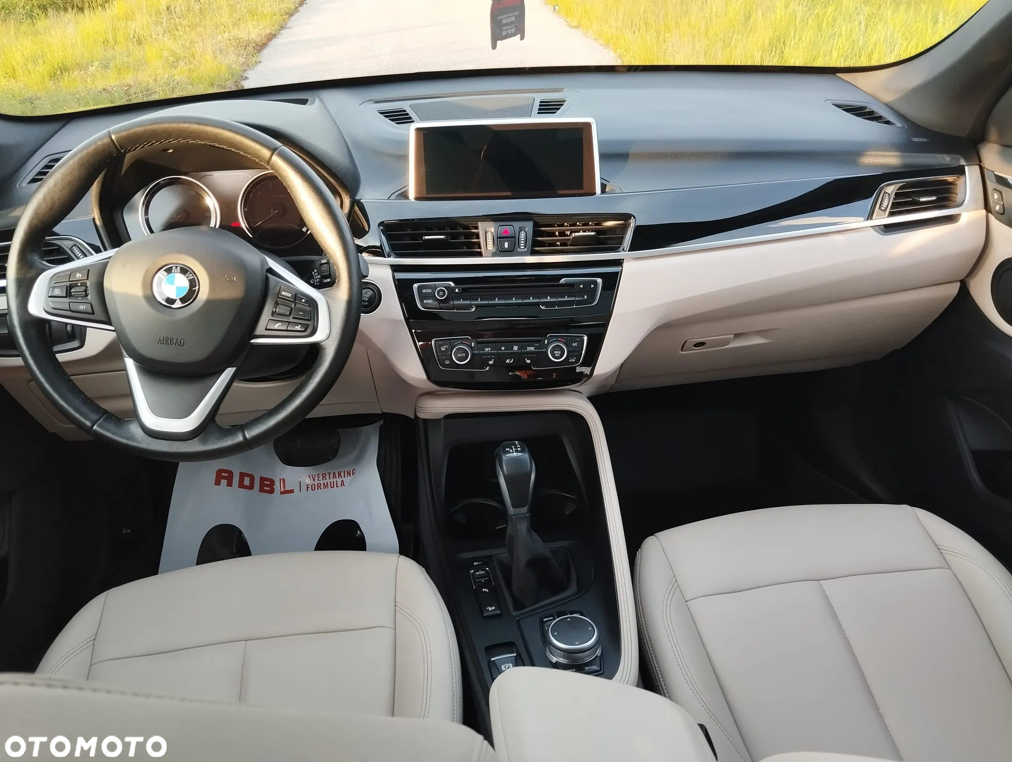BMW X1 xDrive25i xLine - 8