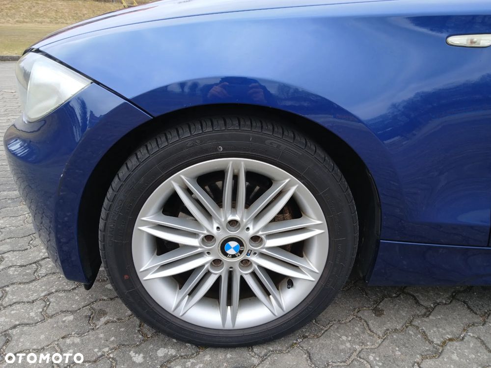 BMW Seria 1 120i Edition Sport - 9
