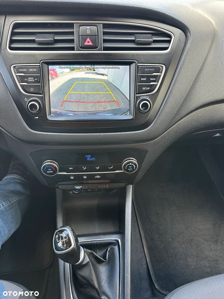Hyundai i20 blue 1.0 T-GDI Active Trend - 12