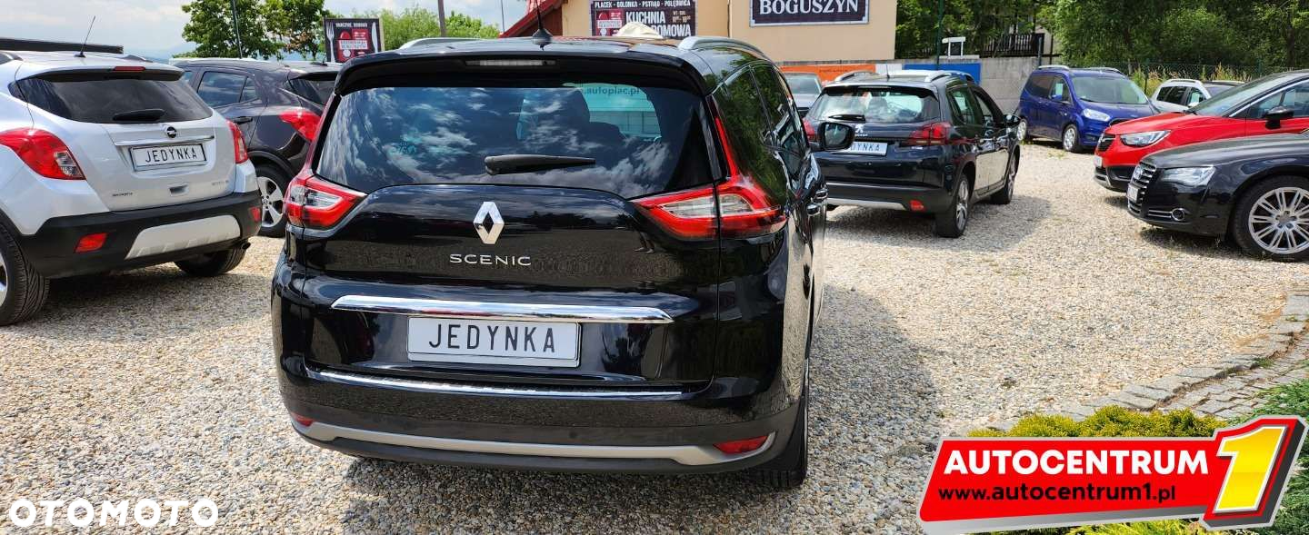 Renault Grand Scenic - 16