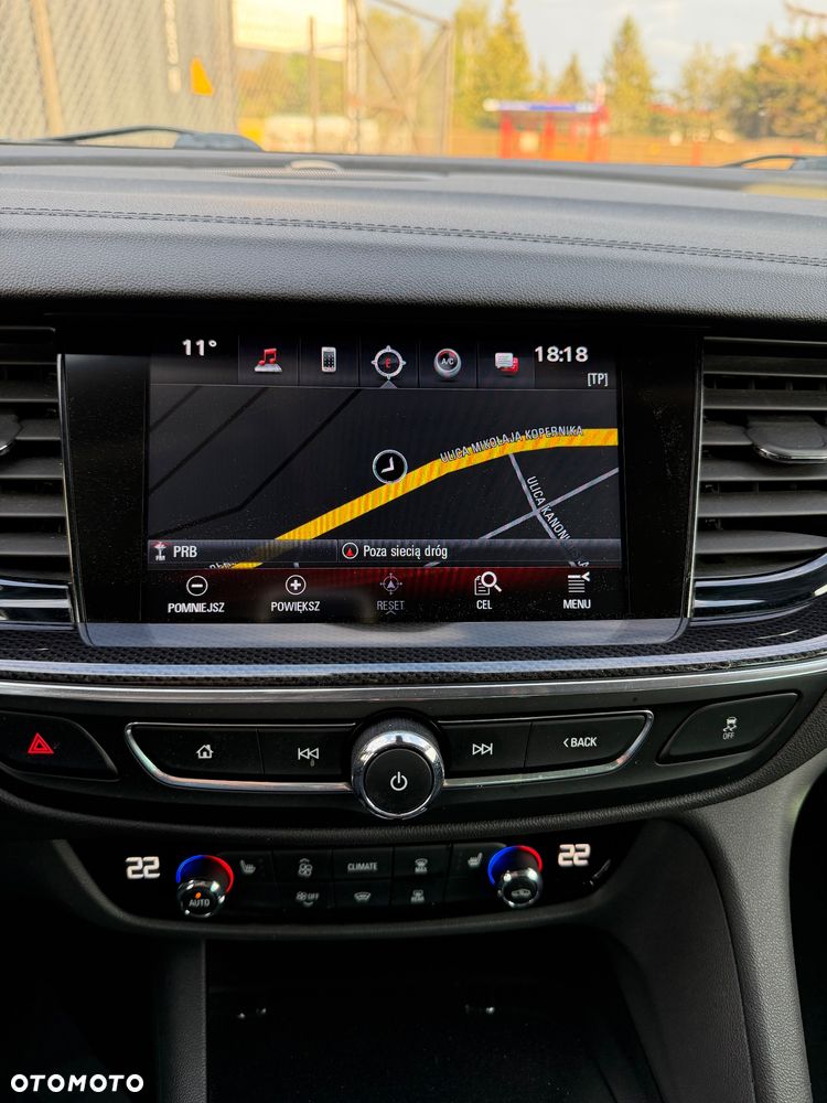 Opel Insignia - 12