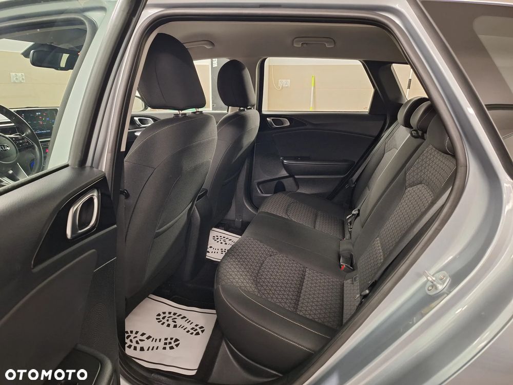 Kia Ceed 1.4 CVVT ISG Dream Team Edition - 20