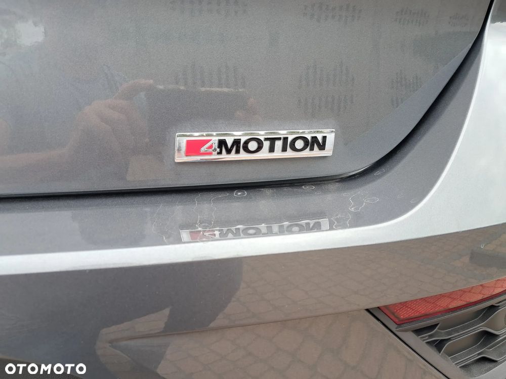 Volkswagen T-Roc 2.0 TDI SCR 4MOTION DSG ACTIVE - 9