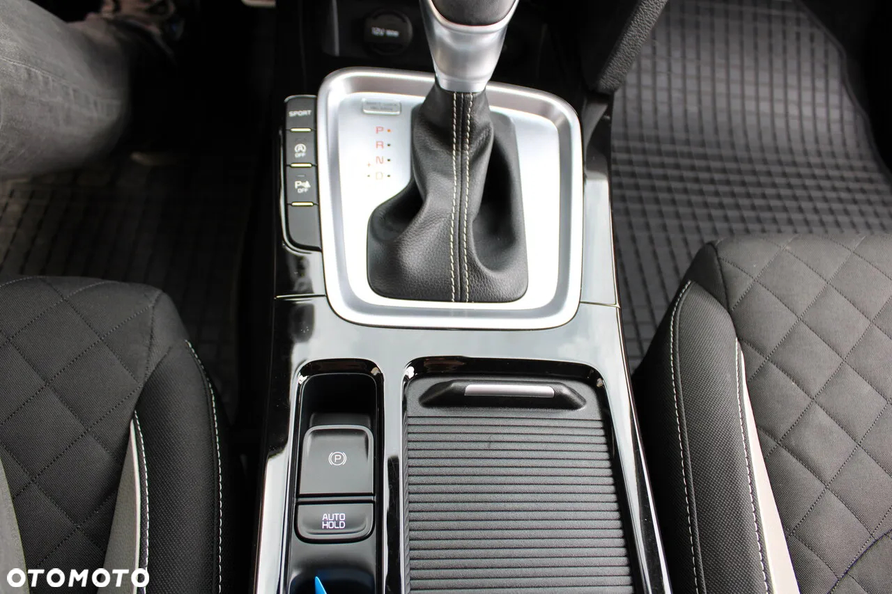 Kia ProCeed 1.4 T-GDI GT Line DCT - 38