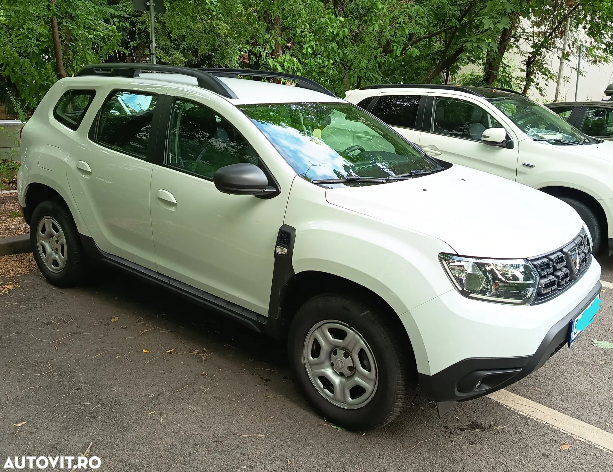 Dacia Duster TCe 100 Essential - 2