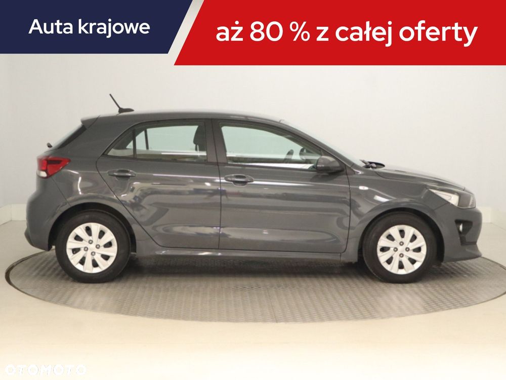 Kia Rio - 8