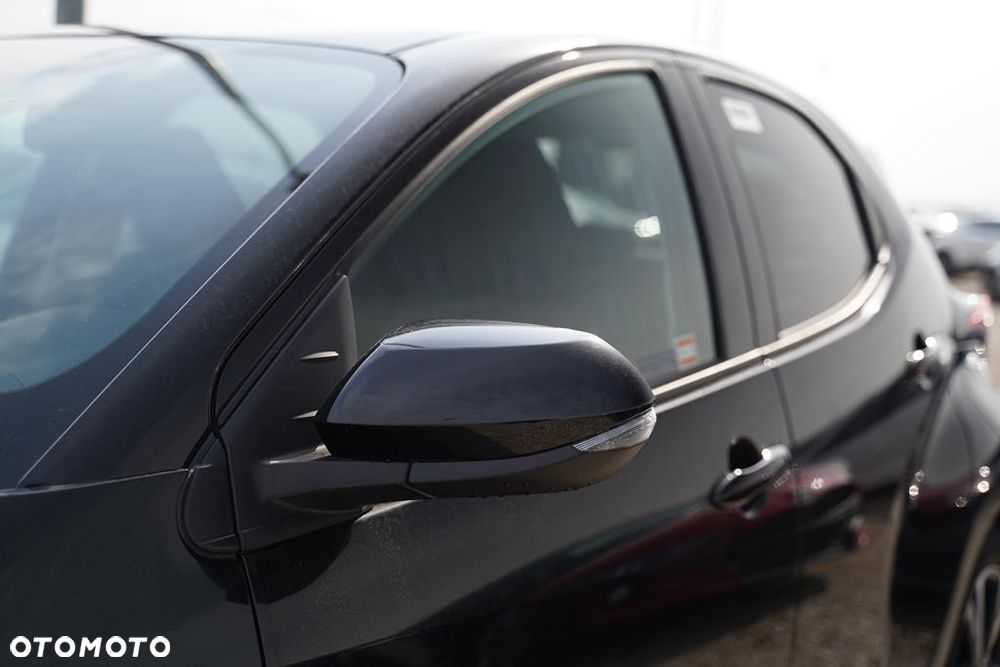 Toyota Yaris Hybrid 1.5 Style - 26