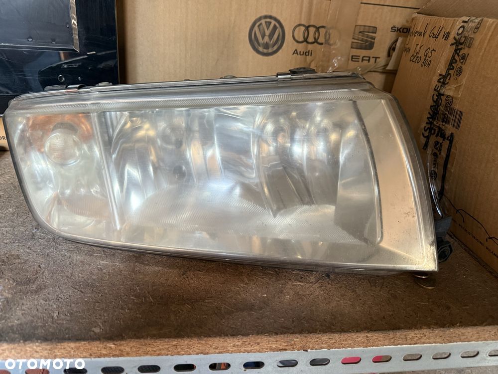 Lampa Prawy Przód Skoda Fabia I 1 - 1