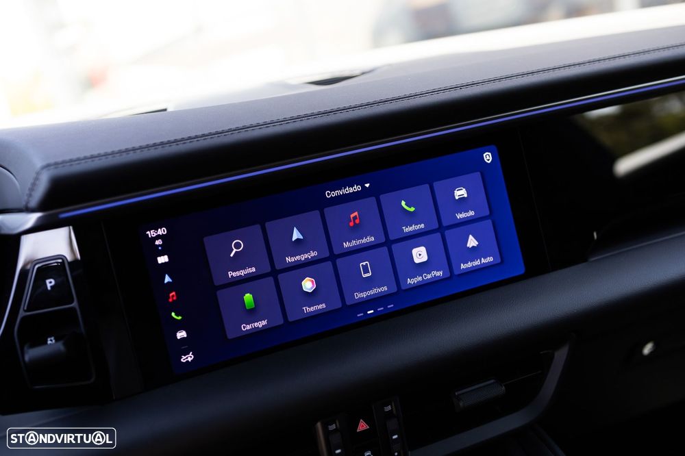 Porsche Macan Electric 4 - 13