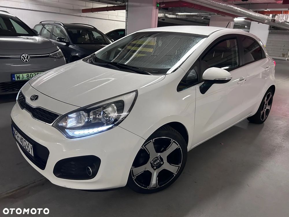 Kia Rio 1.2 Dream Team Edition - 3