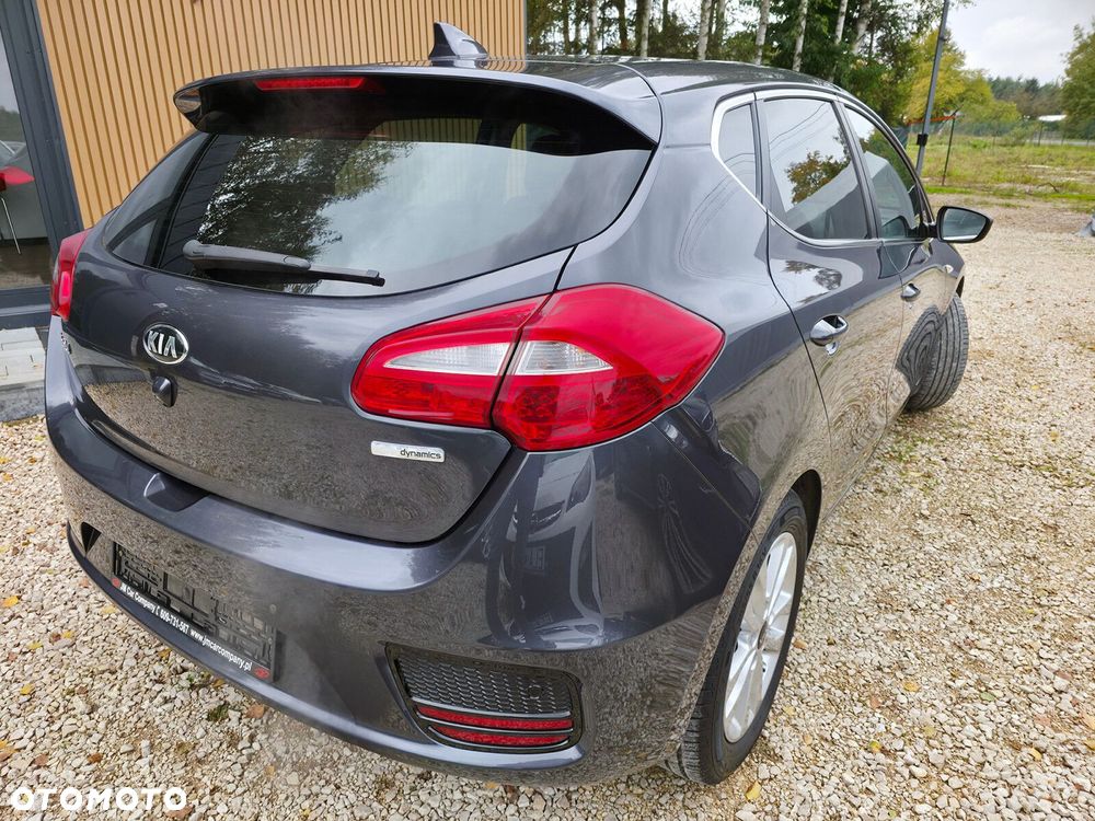 Kia Ceed - 5