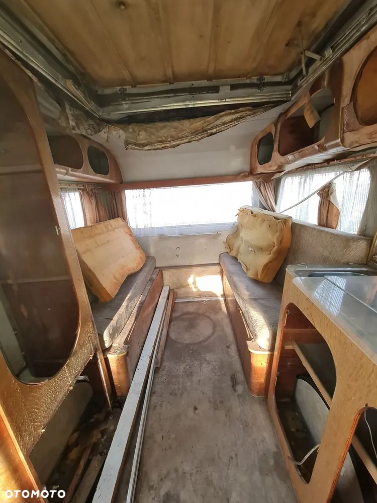 Inny Caravan model 3852 - 4