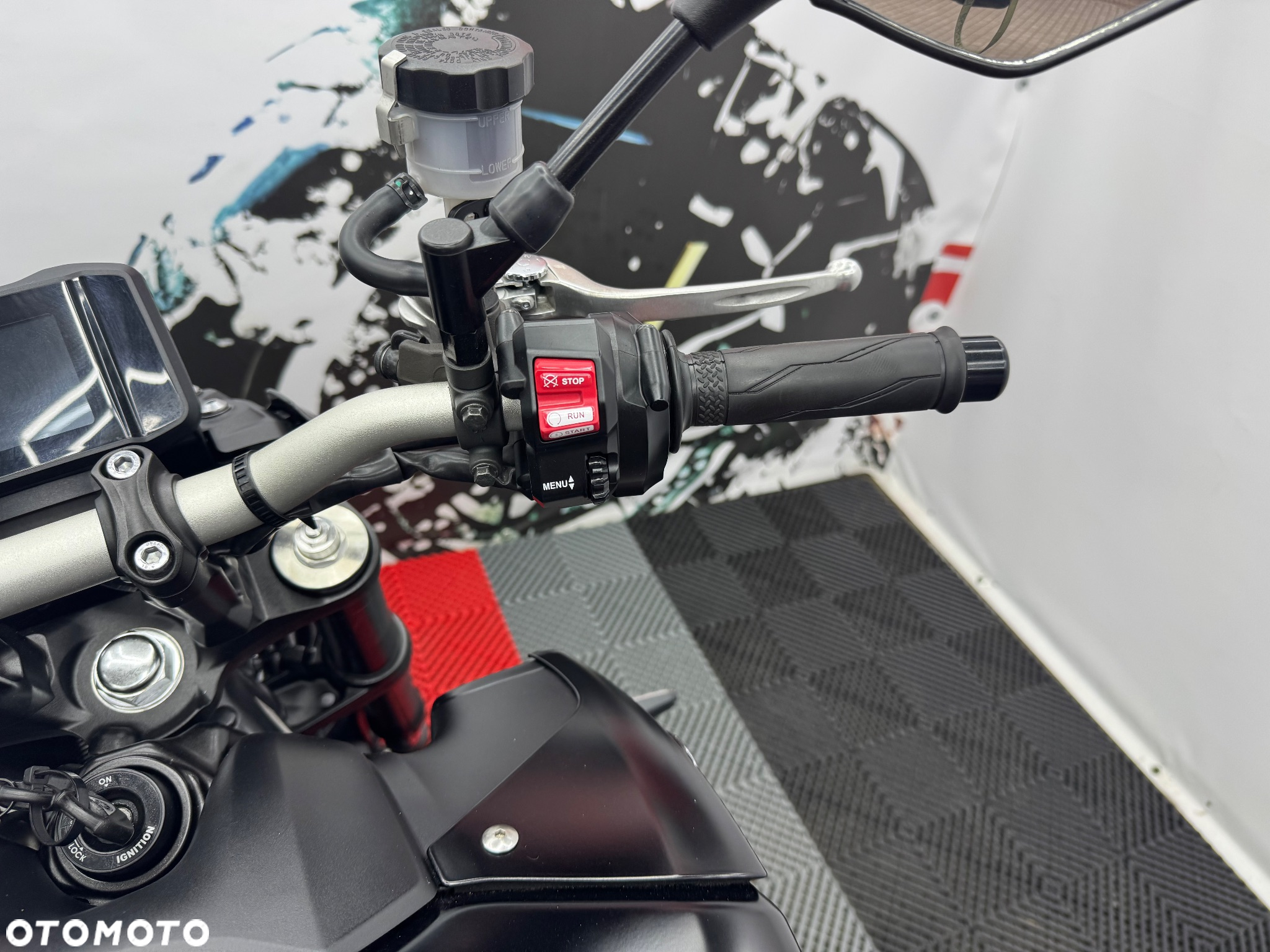 Yamaha MT - 30