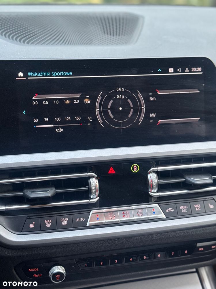 BMW Seria 3 330e M Sport sport - 33