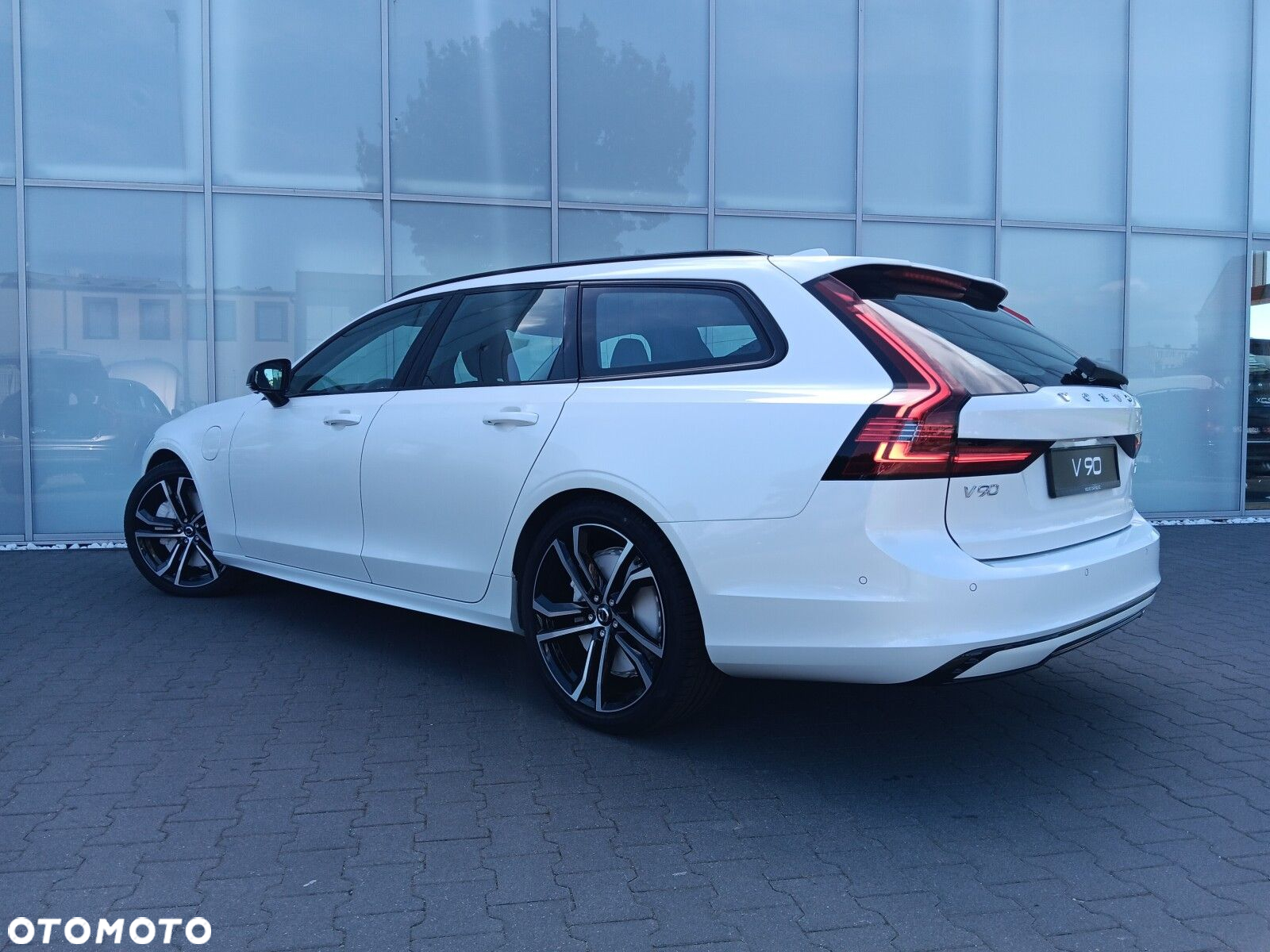 Volvo V90 - 9