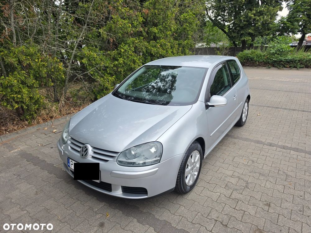 Volkswagen Golf 1.6 Sportline - 1
