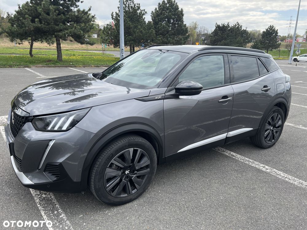 Peugeot 2008 PureTech 130 EAT8 GT Exclusive - 24