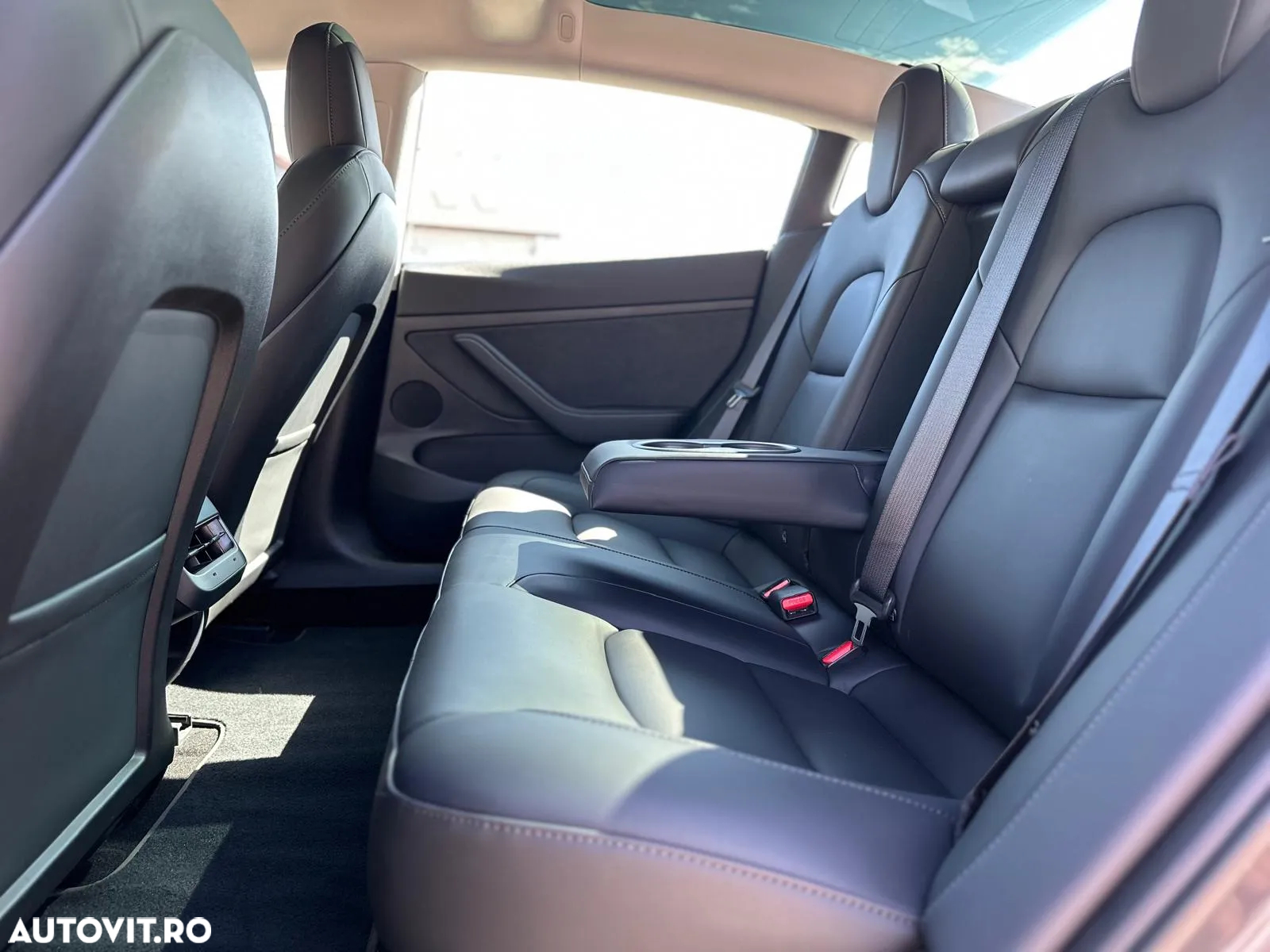 Tesla Model 3 Langstreckenbatterie Allradantrieb Dual Motor - 18