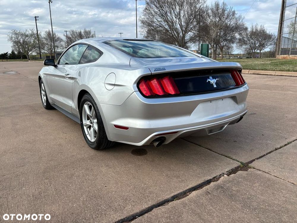 Ford Mustang 3.7 V6 - 7