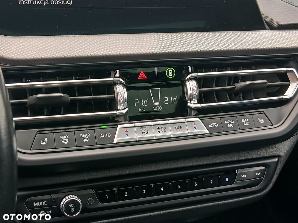 BMW Seria 1 118i M Sport - 26