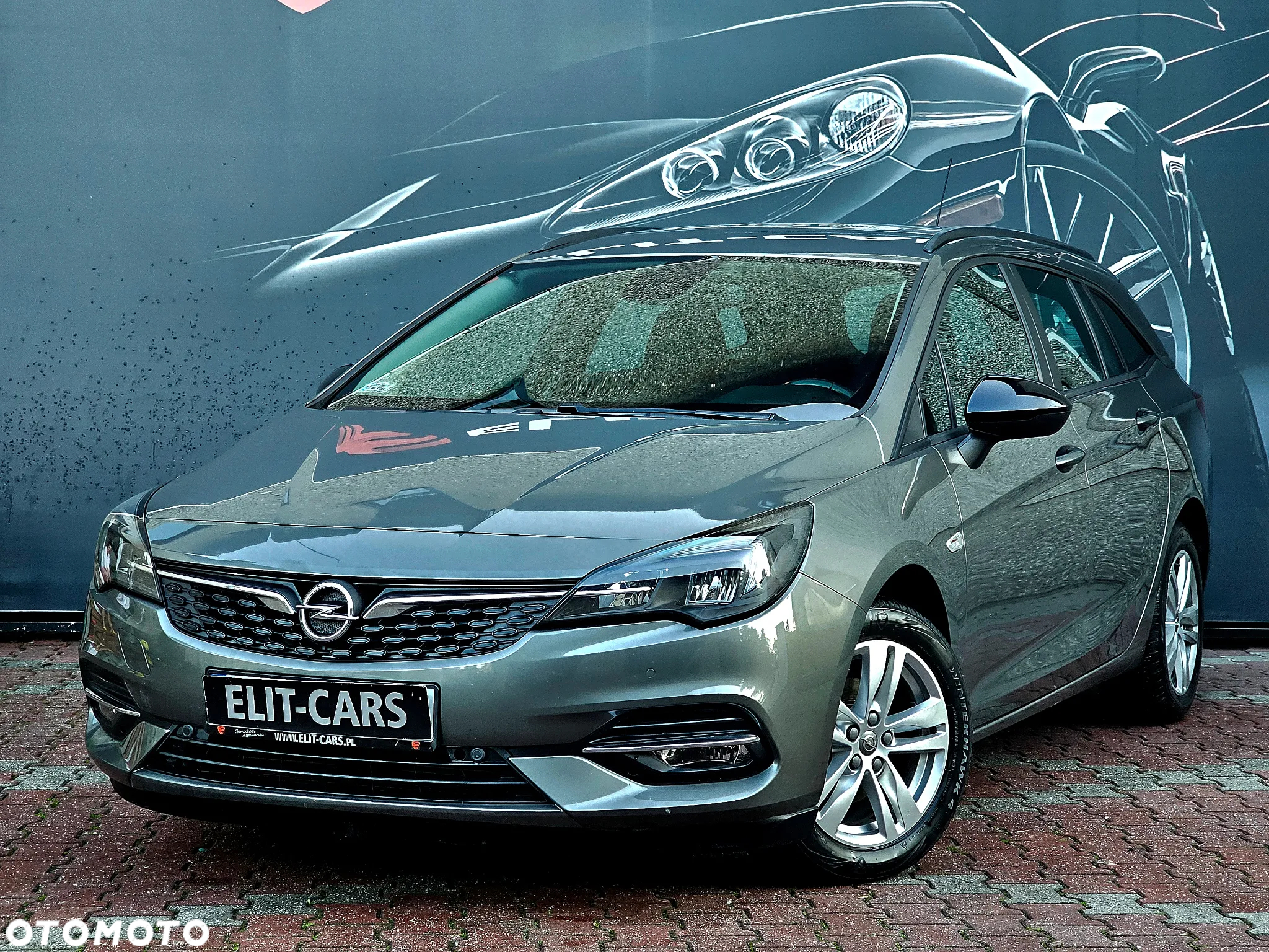 Opel Astra V 1.2 T Elegance S&S - 4