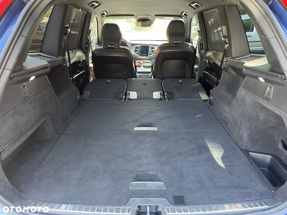 Volvo XC 90 T6 AWD R-Design - 24