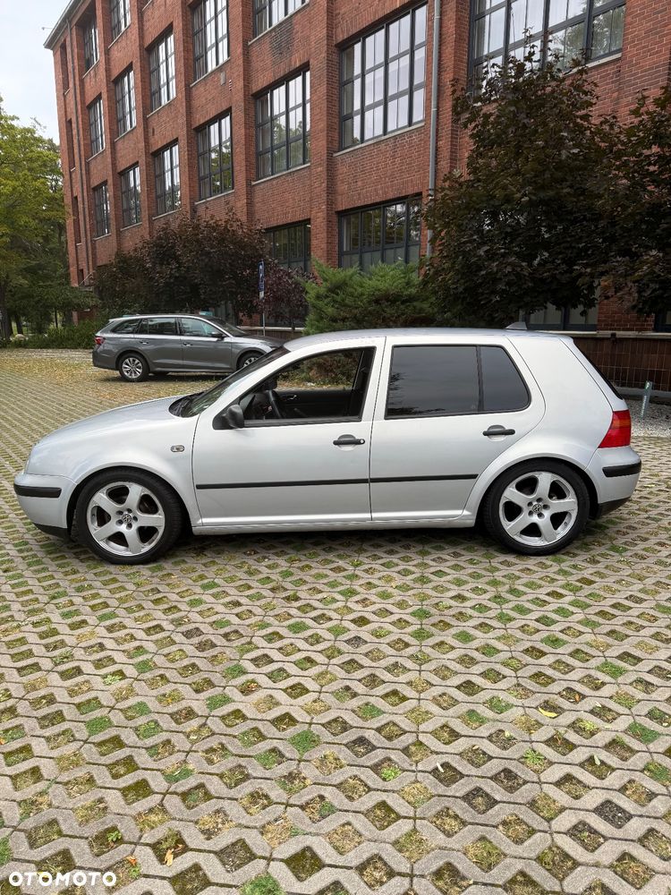 Volkswagen Golf IV 1.6 Highline - 4