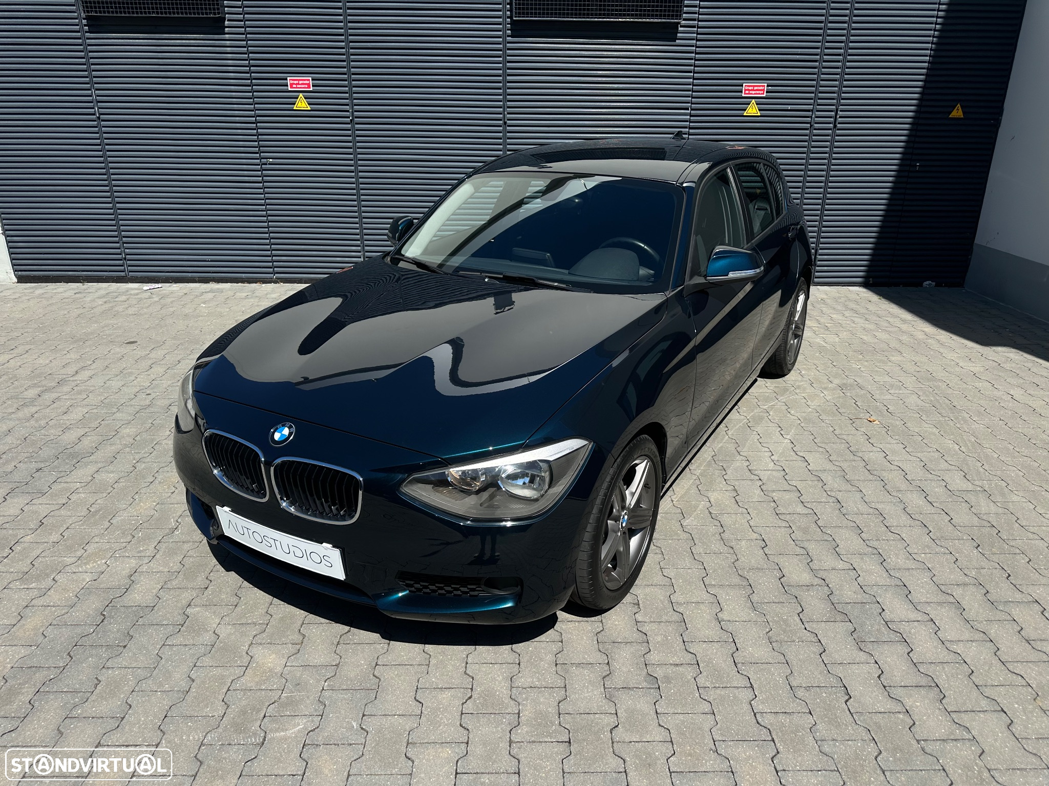 BMW 116 d EDynamics Line Urban - 11
