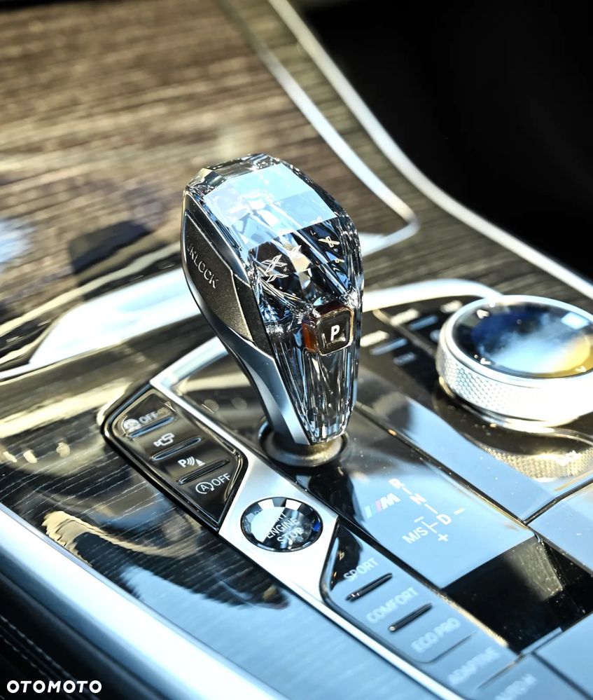 BMW X7 M50d sport - 24