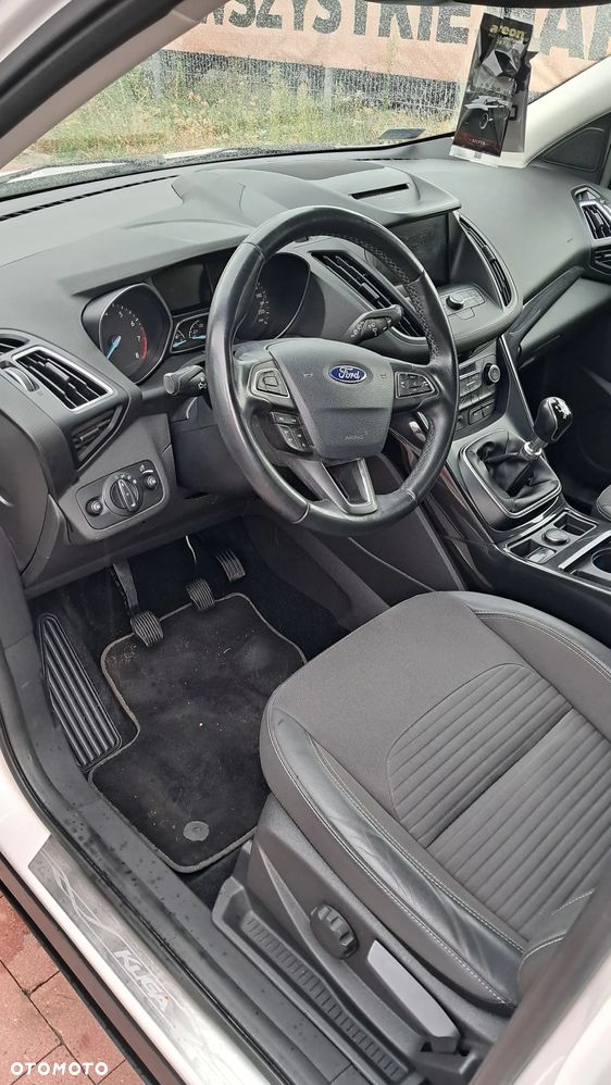 Ford Kuga Vignale 1.5 EcoBoost FWD ASS MMT6 - 11