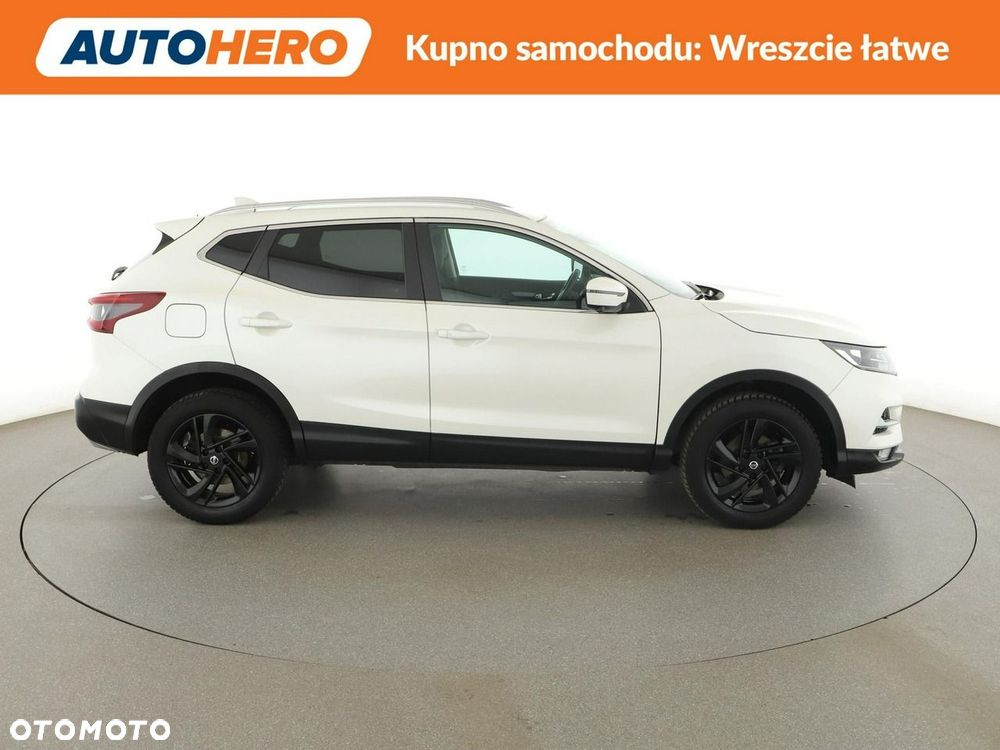 Nissan Qashqai 1.3 DIG-T N-Connecta EU6d - 10
