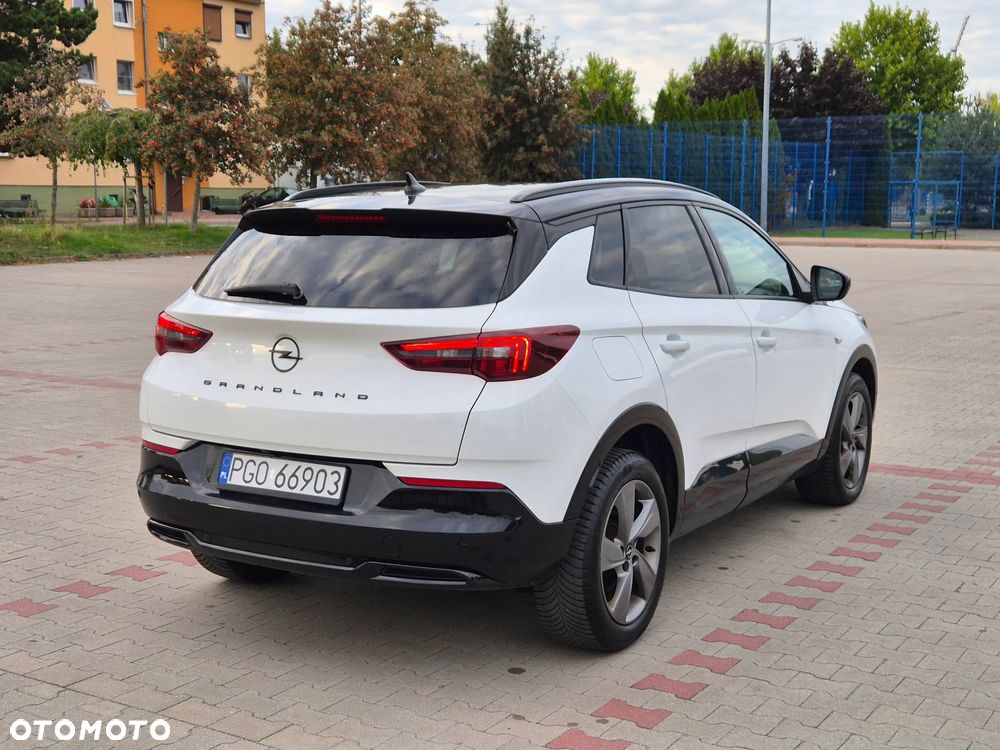 Opel Grandland 1.2 T GS Line S&S - 23