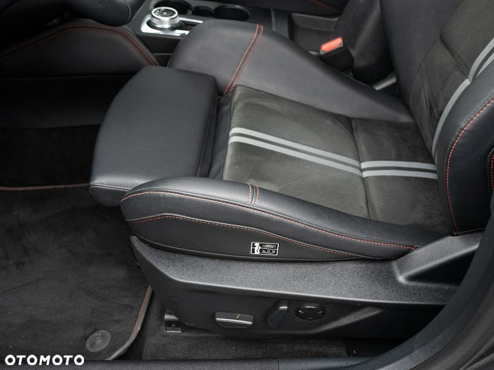 Ford Focus - 11
