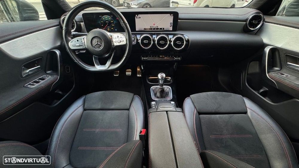 Mercedes-Benz CLA 180 d AMG Line - 16