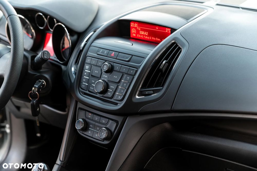 Opel Zafira Tourer 1.4 Turbo Style - 25