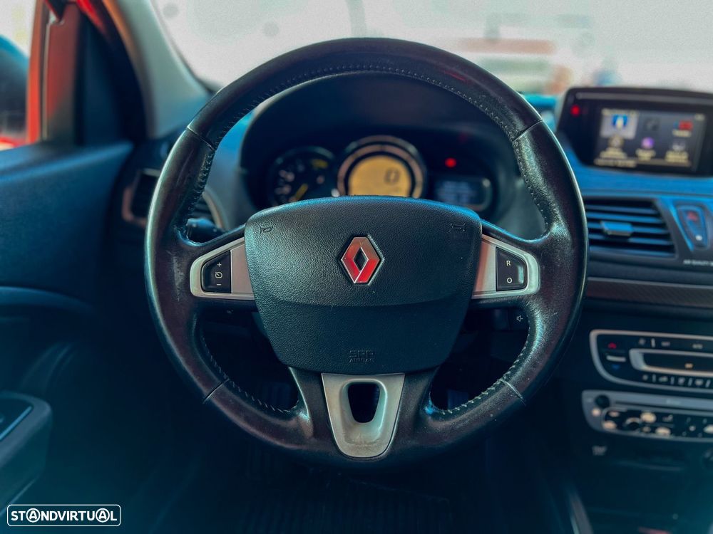 Renault Mégane ENERGY dCi 110 Start & Stop Dynamique - 19