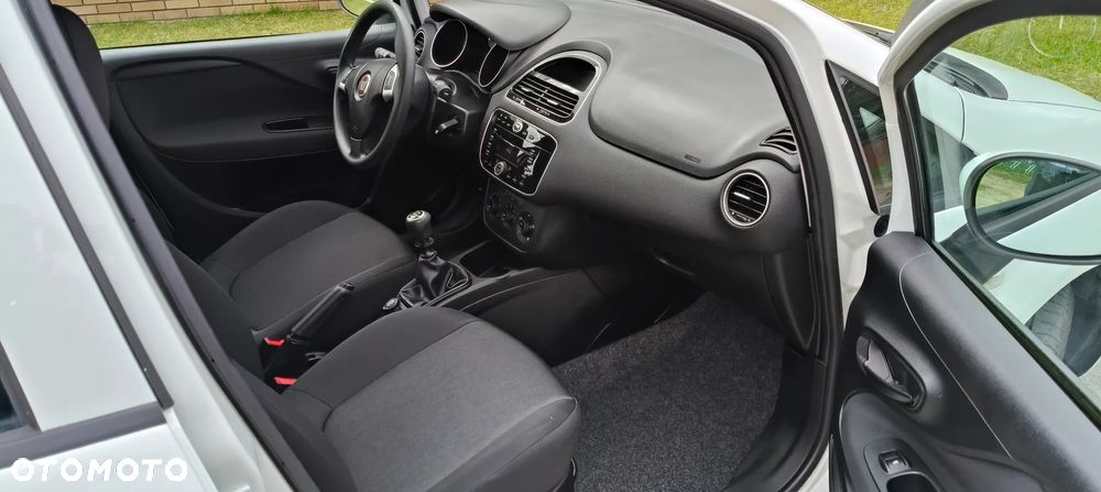 Fiat Punto Evo 1.2 8V Lounge - 8