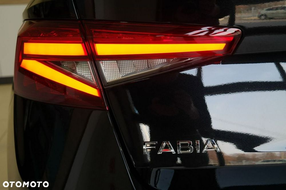 Skoda Fabia - 10