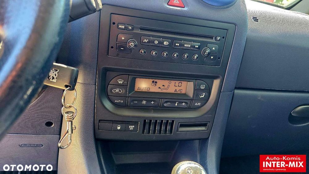 Peugeot 1007 - 17