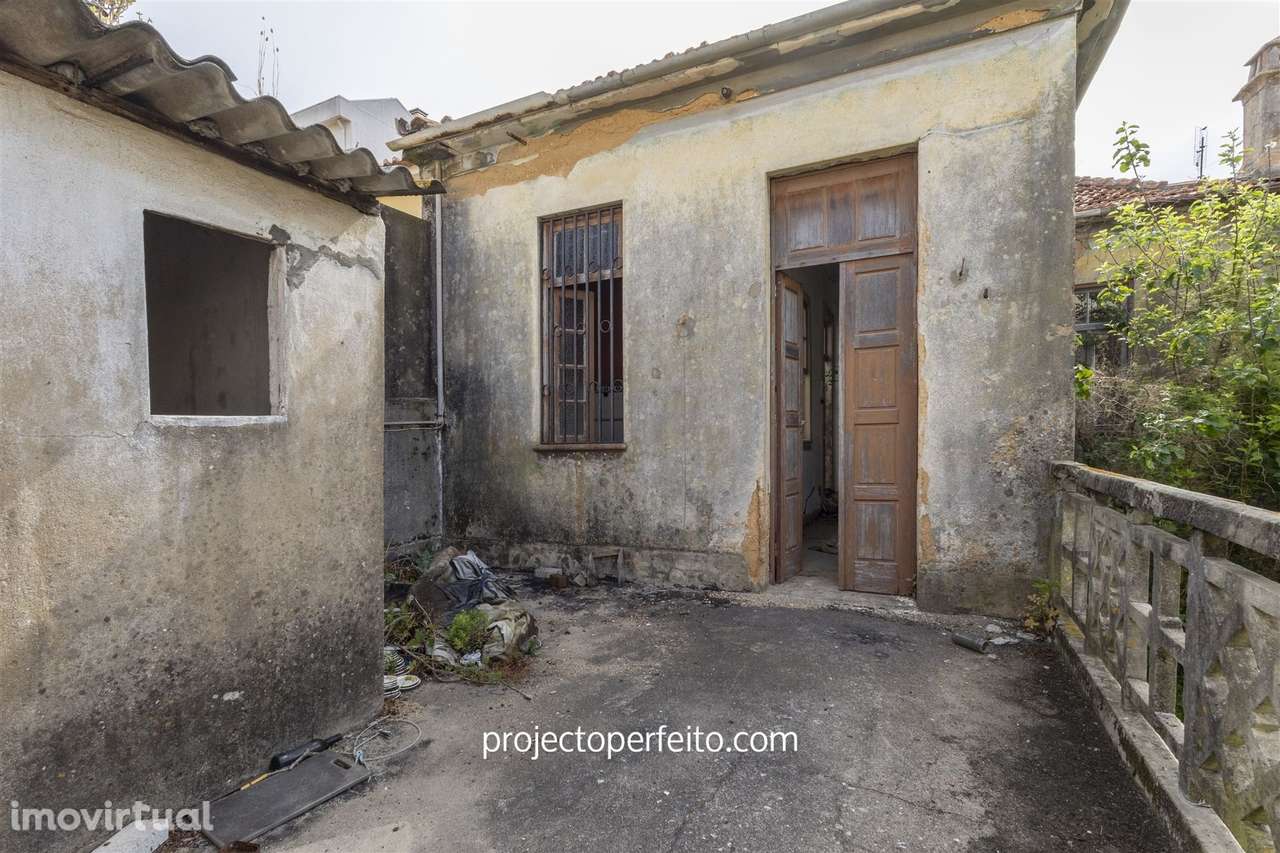 Moradia para Restaurar T4 Venda em Espinho,Espinho - Grande imagem: 2/29