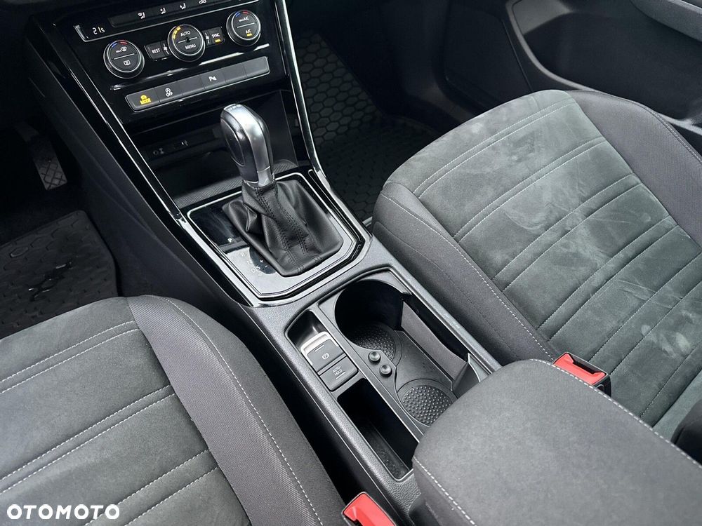 Volkswagen Touran 1.4 TSI BMT Highline DSG - 24