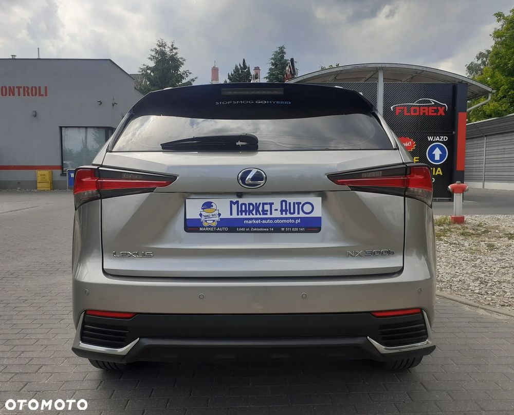 Lexus NX 300h Elegance AWD - 4