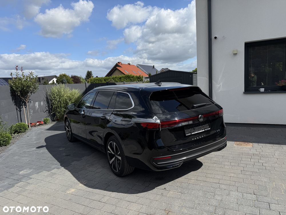 Volkswagen Passat Variant 1.5 TSI OPF DSG Business - 10