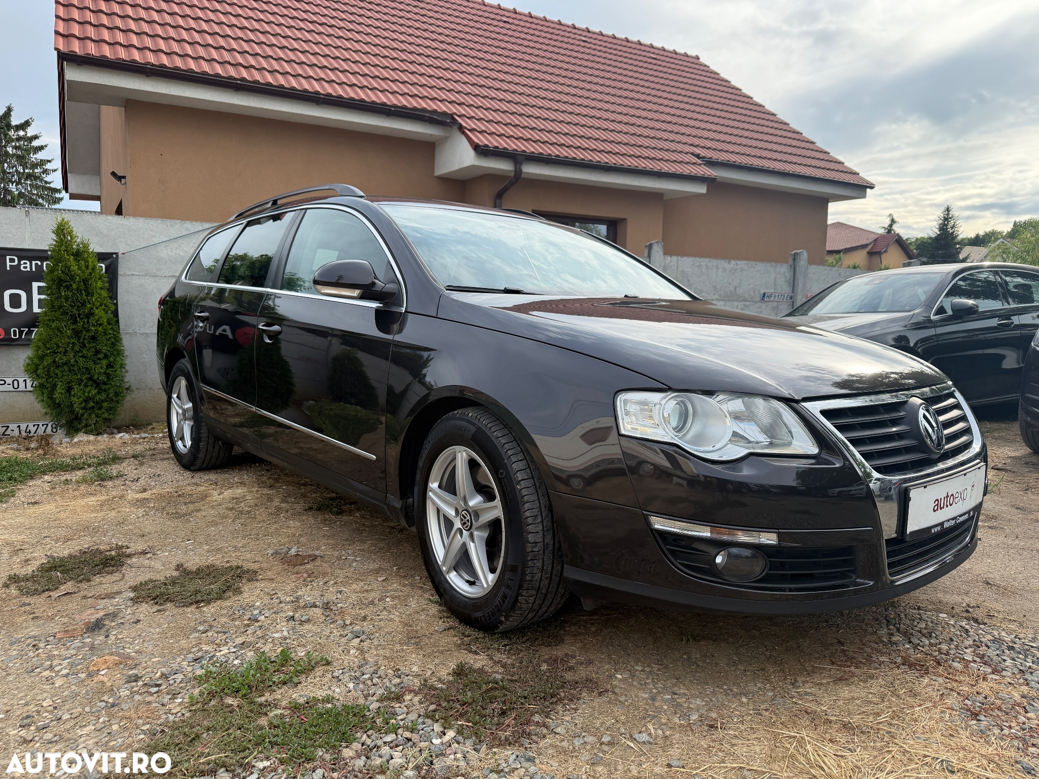 Volkswagen Passat Variant 2.0 Blue TDI SCR Comfortline - 3