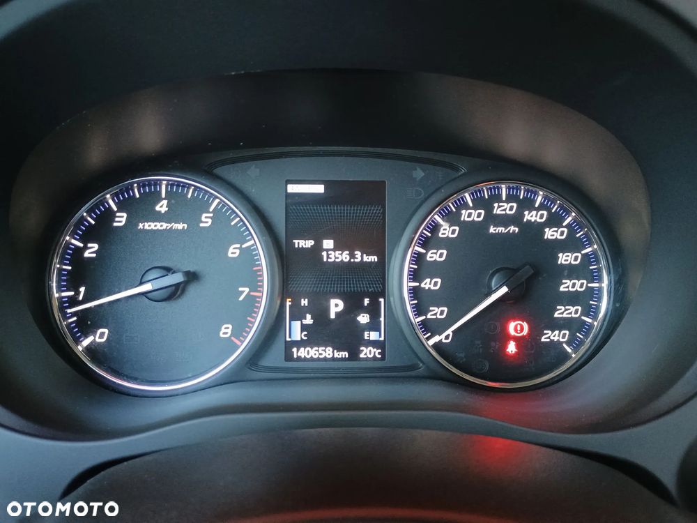 Mitsubishi Outlander 2.0 4WD Invite - 15