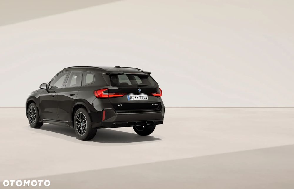 BMW X1 xDrive23i mHEV - 8