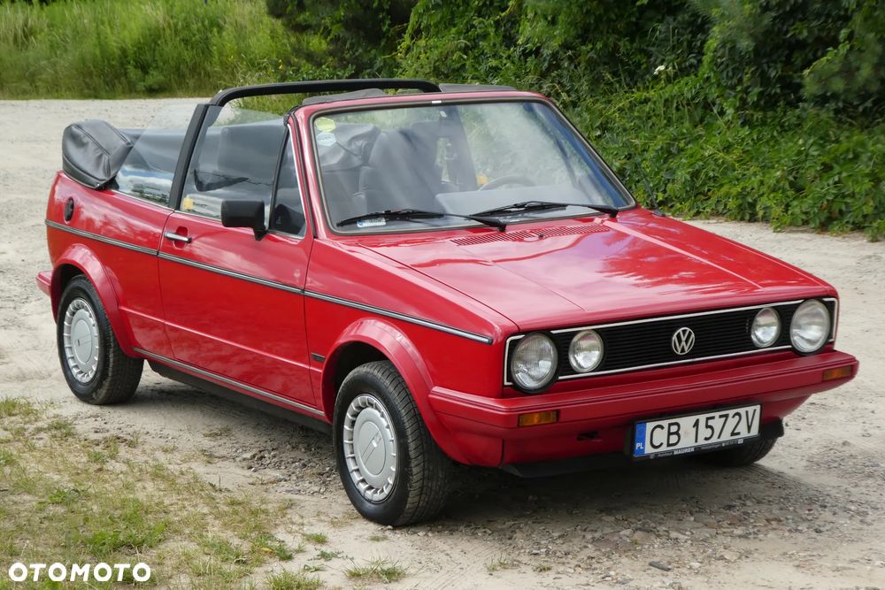 Volkswagen Golf 1.6 Base / C - 15